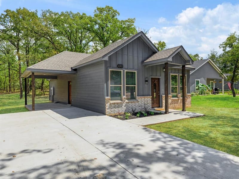292 Harris Boulevard, Malakoff TX 75148 - Photo 2