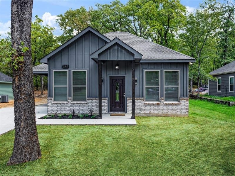 292 Harris Boulevard, Malakoff TX 75148 - Photo 3