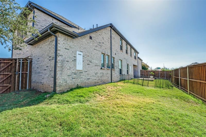 2076 Barx Drive, Little Elm TX 75068 - Photo 30
