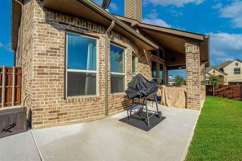 2710 Avondale Drive, Mansfield TX 76063 - Photo 22