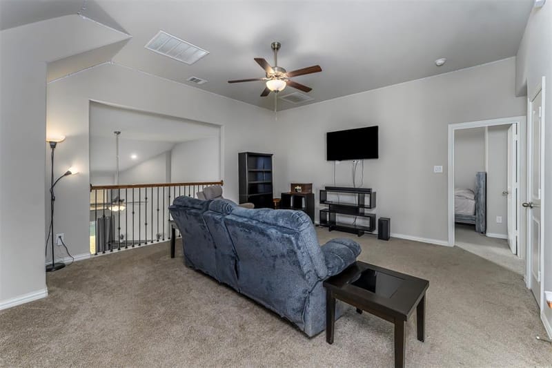 2710 Avondale Drive, Mansfield TX 76063 - Photo 7