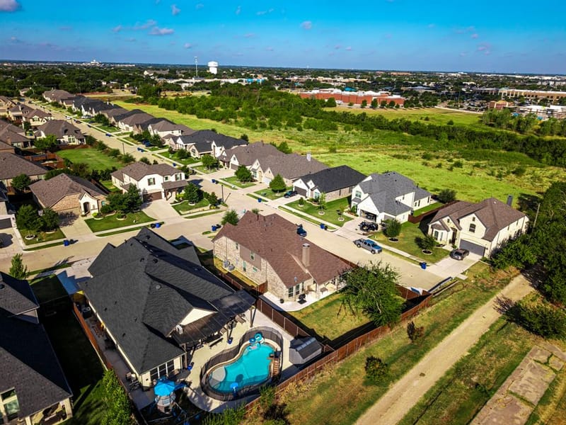 2710 Avondale Drive, Mansfield TX 76063 - Photo 24