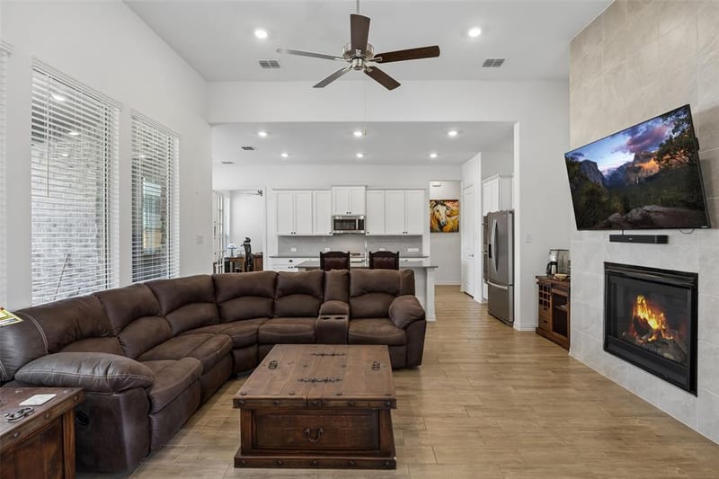 4741 Kings Garden Parkway, Arlington TX 76005 - Photo 7