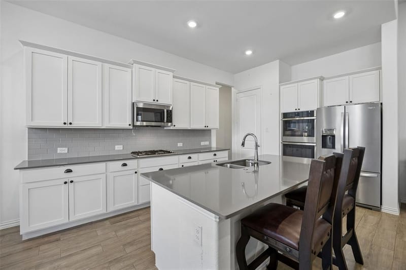 4741 Kings Garden Parkway, Arlington TX 76005 - Photo 9