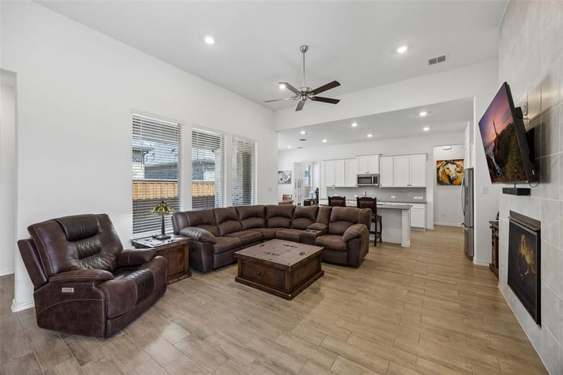 4741 Kings Garden Parkway, Arlington TX 76005 - Photo 8