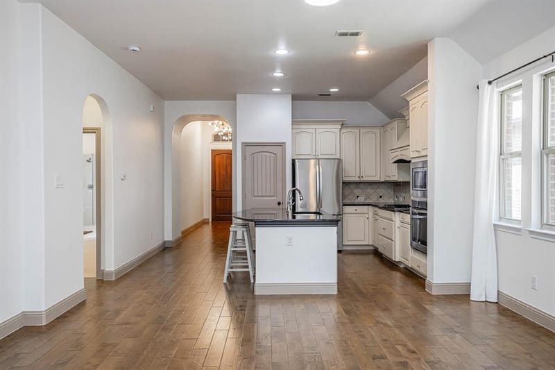 8609 Grassland Drive, McKinney TX 75070 - Photo 11
