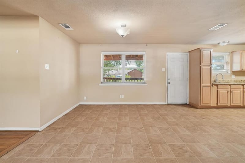 2604 Globe Avenue, Dallas TX 75228 - Photo 7