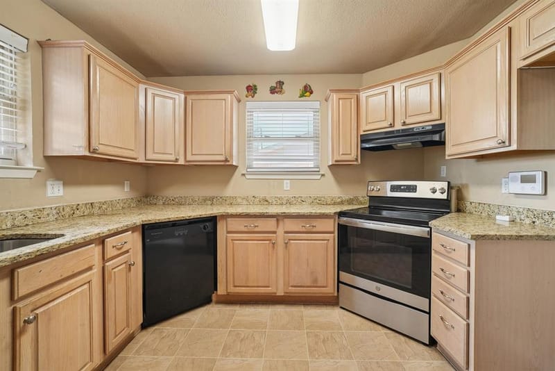 2604 Globe Avenue, Dallas TX 75228 - Photo 11