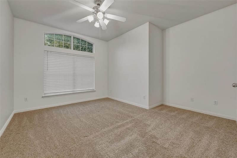 160 Greathouse Village, Decatur TX 76234 - Photo 17