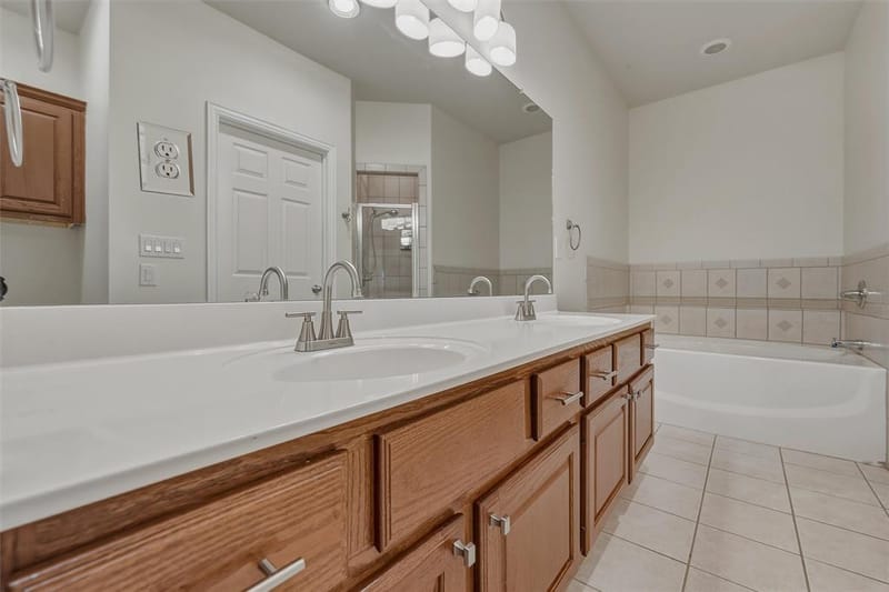 160 Greathouse Village, Decatur TX 76234 - Photo 21