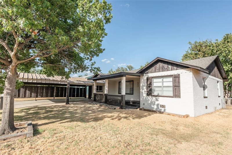 105 Benton Street, Nocona TX 76255 - Photo 24