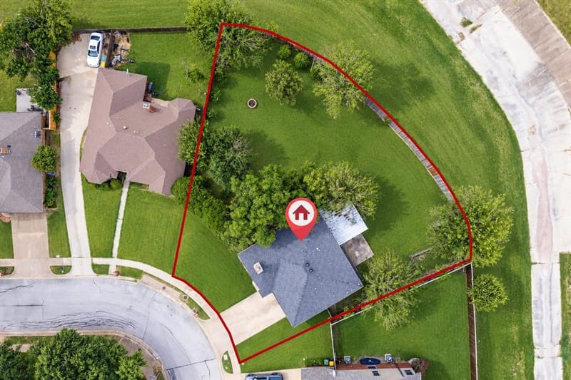 7217 Mccoy Drive, Watauga TX 76148 - Photo 2