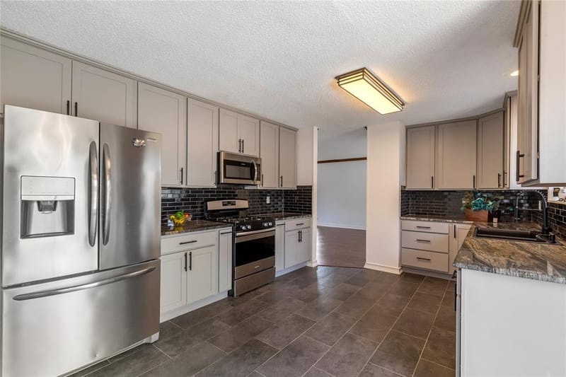 7217 Mccoy Drive, Watauga TX 76148 - Photo 9