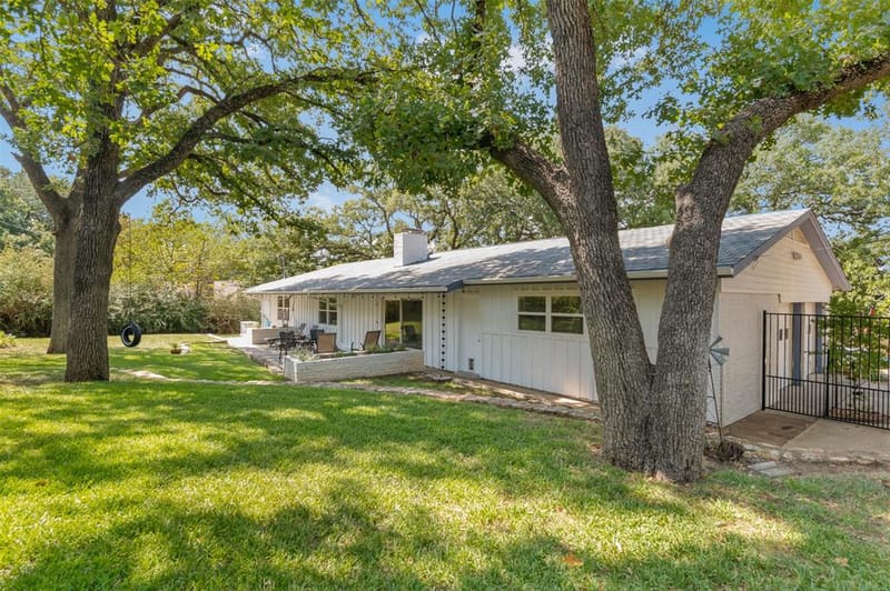 1800 Emerson Lane, Denton TX 76209 - Photo 23