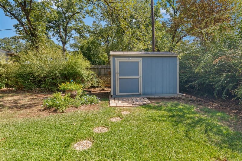 1800 Emerson Lane, Denton TX 76209 - Photo 28