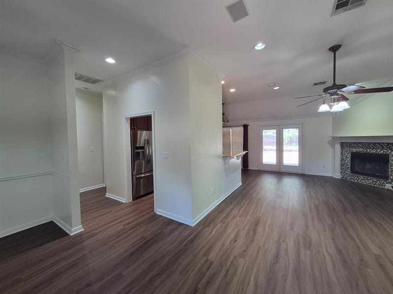 5517 Stillhouse Hollow, Waco TX 76708 - Photo 2