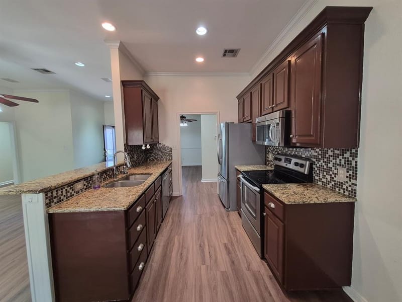 5517 Stillhouse Hollow, Waco TX 76708 - Photo 10