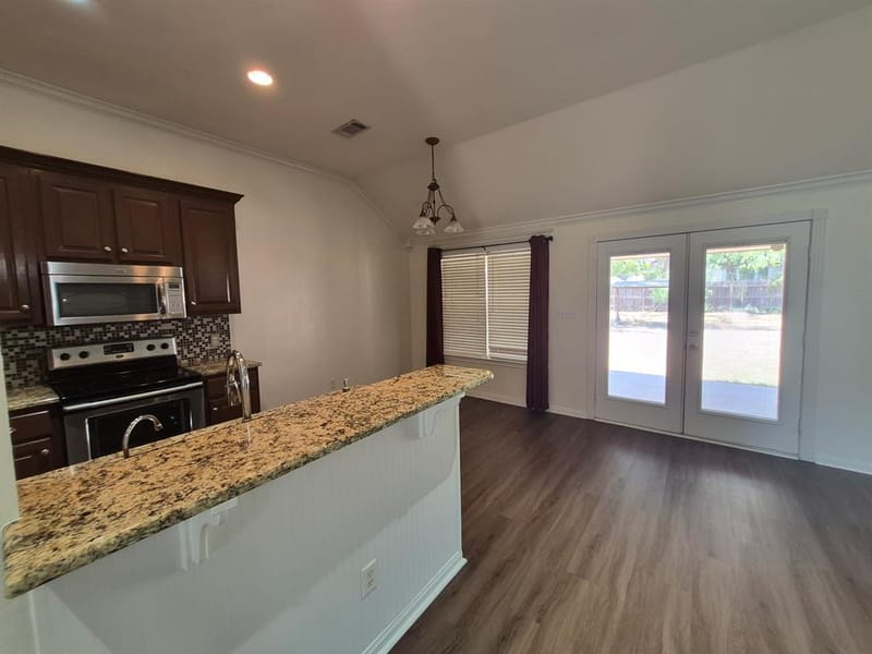 5517 Stillhouse Hollow, Waco TX 76708 - Photo 8