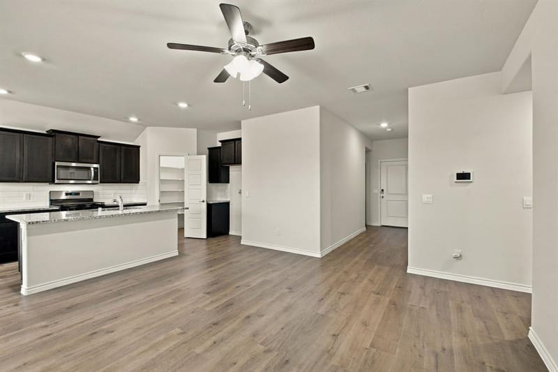 7424 Alfriston Place, McKinney TX 75071 - Photo 3
