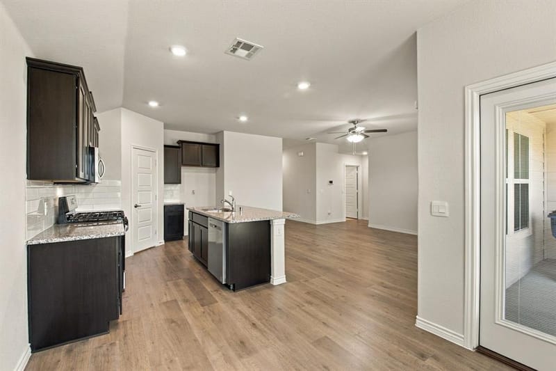 7424 Alfriston Place, McKinney TX 75071 - Photo 9