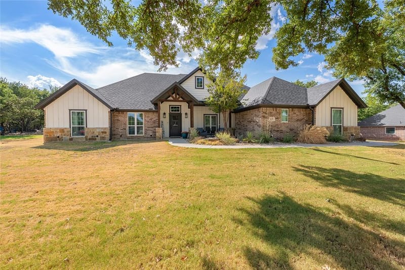 1075 Knoxmiller Court, Weatherford TX 76088 - Photo 2
