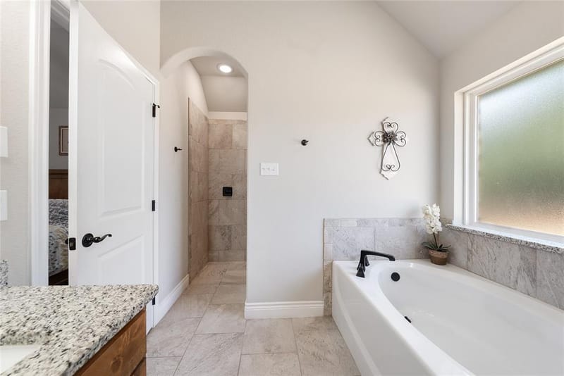 1075 Knoxmiller Court, Weatherford TX 76088 - Photo 20