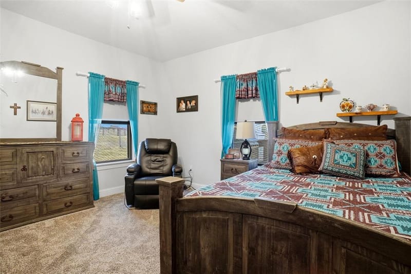 6104 High Meadows Drive, Krum TX 76249 - Photo 13