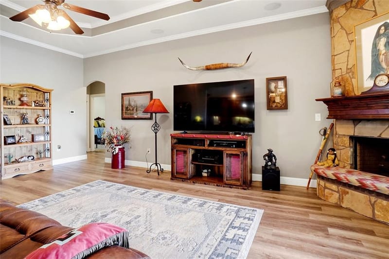 6104 High Meadows Drive, Krum TX 76249 - Photo 7