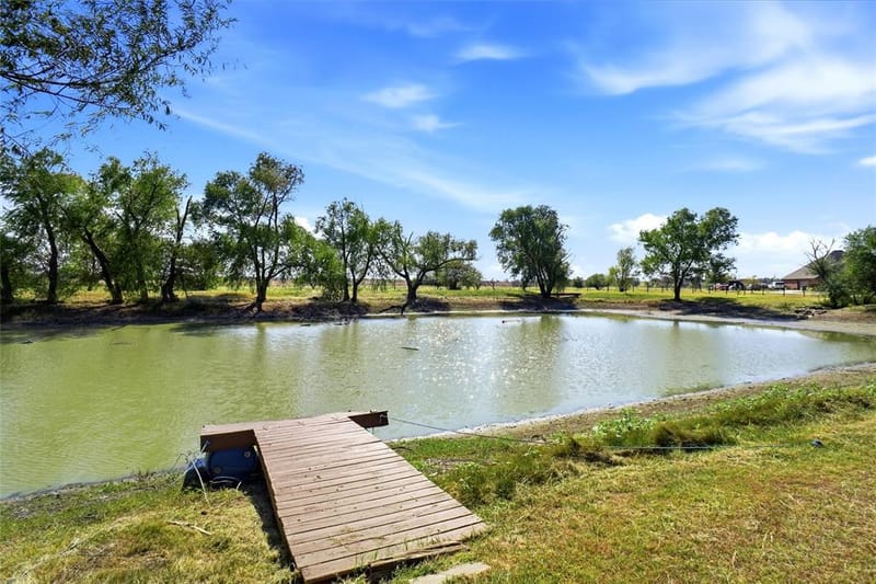 6104 High Meadows Drive, Krum TX 76249 - Photo 36