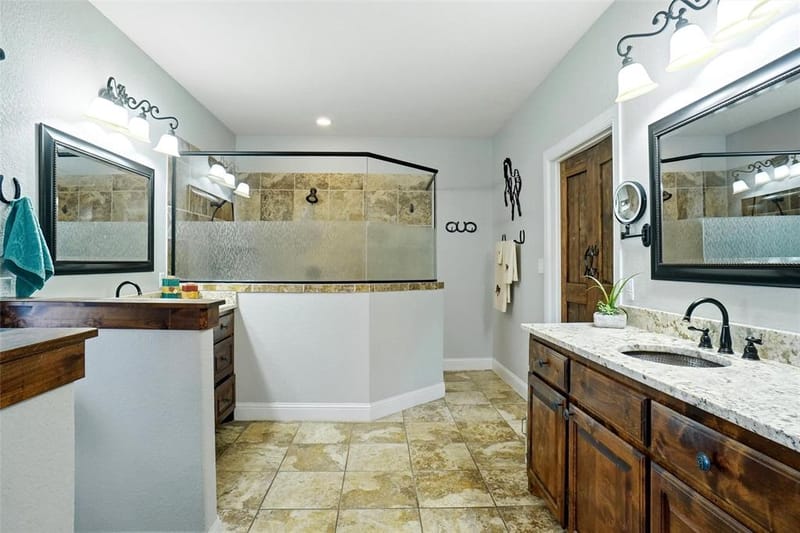 6104 High Meadows Drive, Krum TX 76249 - Photo 10