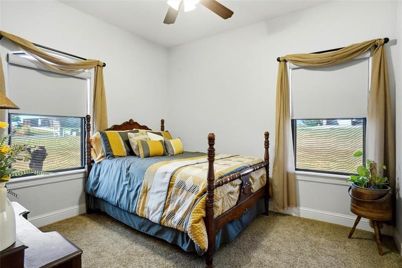 6104 High Meadows Drive, Krum TX 76249 - Photo 14