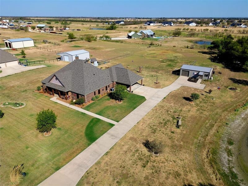 6104 High Meadows Drive, Krum TX 76249 - Photo 40