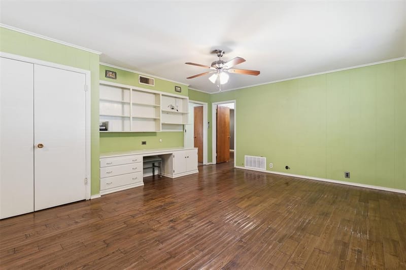 618 Bellevue Drive, Cleburne TX 76033 - Photo 13