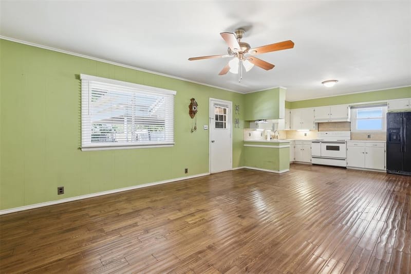 618 Bellevue Drive, Cleburne TX 76033 - Photo 16