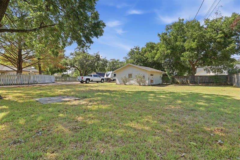 618 Bellevue Drive, Cleburne TX 76033 - Photo 40