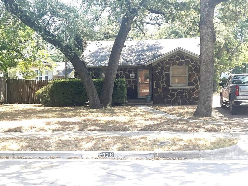 2336 Carnation Avenue, Fort Worth TX 76111