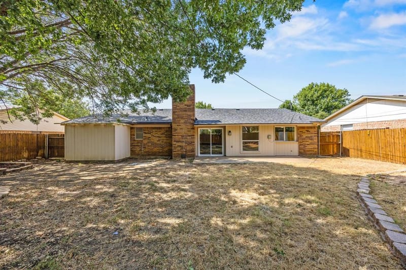 756 NW Charlyne Drive, Burleson TX 76028 - Photo 23