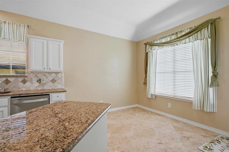841 N Old Orchard Lane, Lewisville TX 75077 - Photo 11