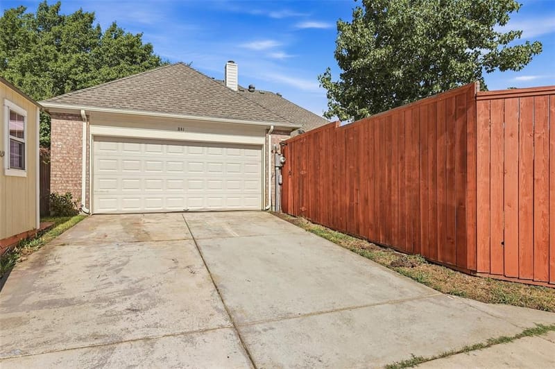 841 N Old Orchard Lane, Lewisville TX 75077 - Photo 31