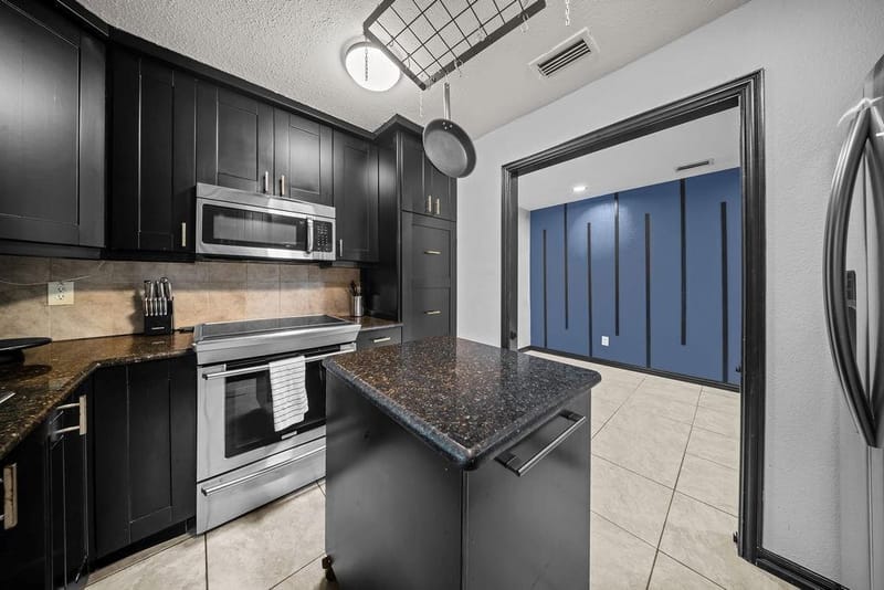 9302 Chimney Sweep Lane, Dallas TX 75243 - Photo 31