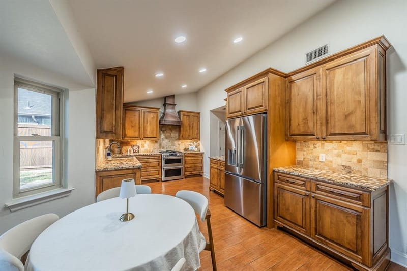 7536 Oak Park Drive, North Richland Hills TX 76182 - Photo 9