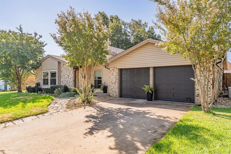 7536 Oak Park Drive, North Richland Hills TX 76182 - Photo 35