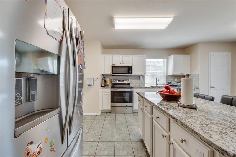 13529 Lost Spurs Road, Fort Worth TX 76262 - Photo 13