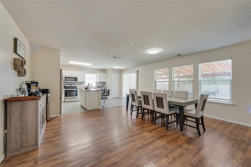 13529 Lost Spurs Road, Fort Worth TX 76262 - Photo 9