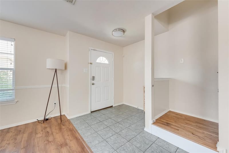 13529 Lost Spurs Road, Fort Worth TX 76262 - Photo 4