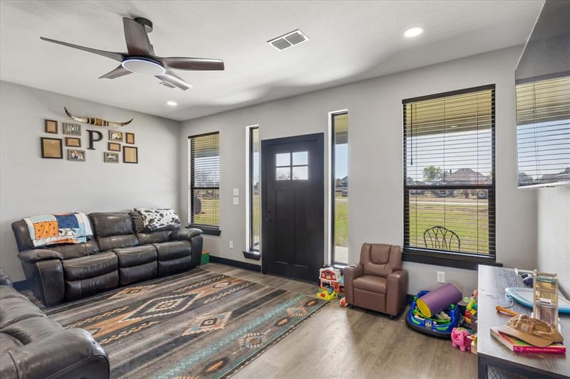 5921 Hawkeye Road, Krum TX 76249 - Photo 38