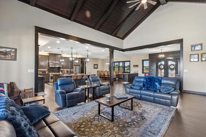 5921 Hawkeye Road, Krum TX 76249 - Photo 11