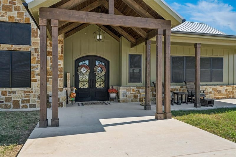 5921 Hawkeye Road, Krum TX 76249 - Photo 4