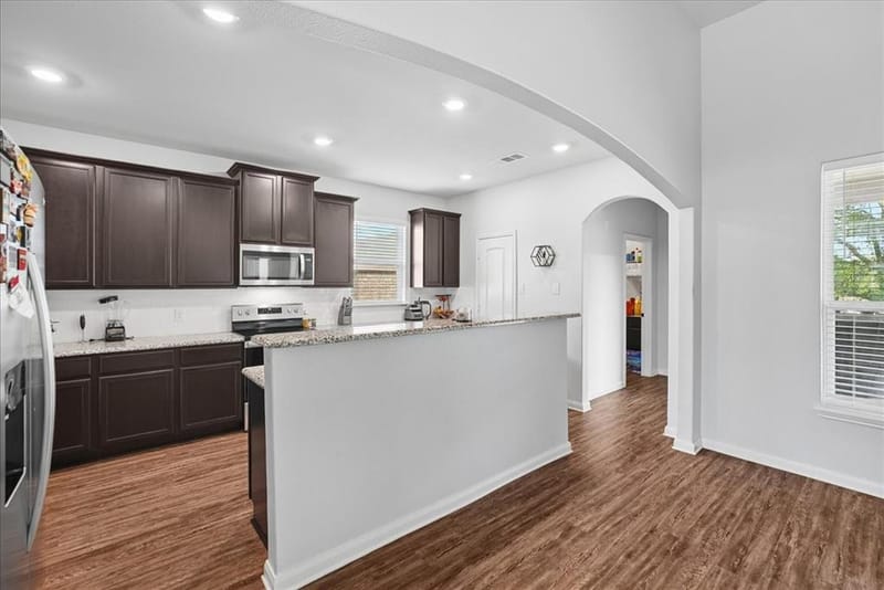 717 Milas Lane, Glenn Heights TX 75154 - Photo 9