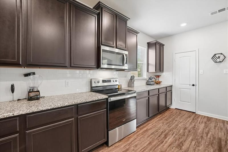 717 Milas Lane, Glenn Heights TX 75154 - Photo 11